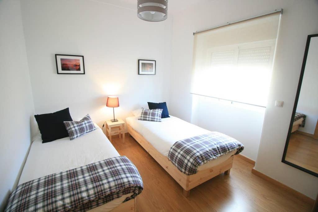 D. Joao I Apartment Almada Eksteriør billede